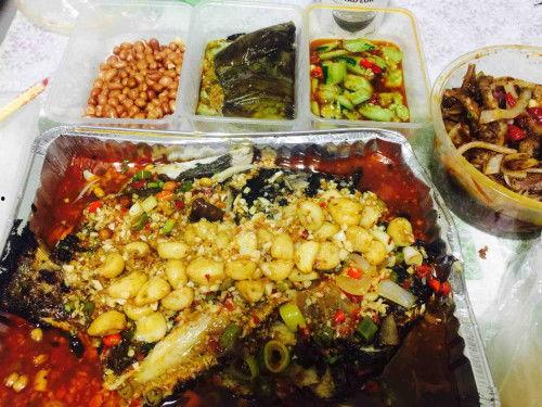 外卖爆料烤鱼怎么做的视频,烤鱼制作全过程大公开 第2张 外卖爆料烤鱼怎么做的视频,烤鱼制作全过程大公开 第2张